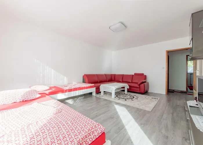 Privatapartment Messe Sued